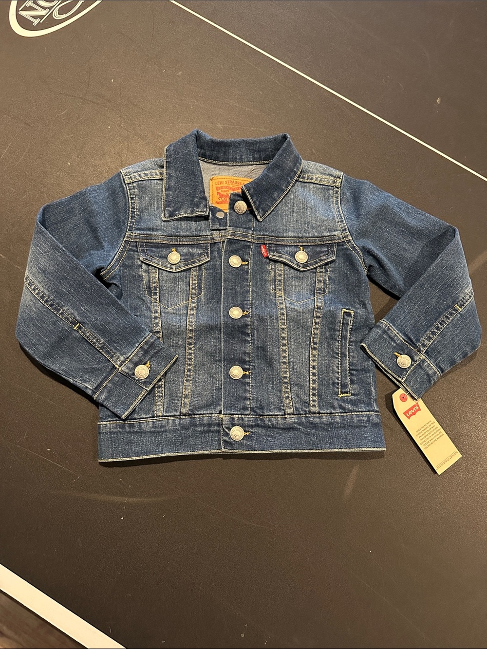 NWT boys size 4 XS Levi Strauss & Co denim jacket
